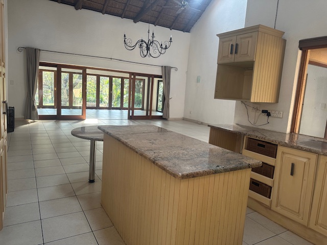 4 Bedroom Property for Sale in Lakeland North West